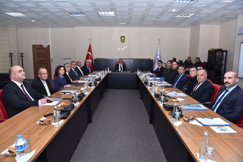 112 Acil Çağrı Hizmetleri 2018 Şubat Ayı İl Koordinasyon Komisyonu Valimiz Ali İhsan SU Başkanlığında Toplandı.